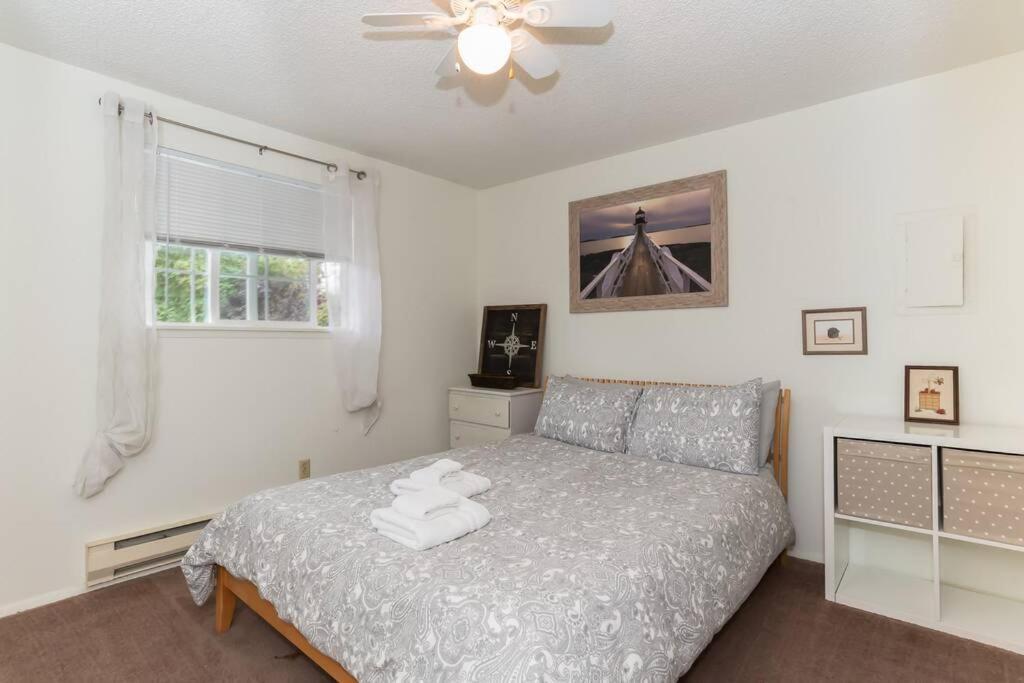 Contemporary, Marine 2Bd/1Ba Apartment C In Kent Exteriör bild