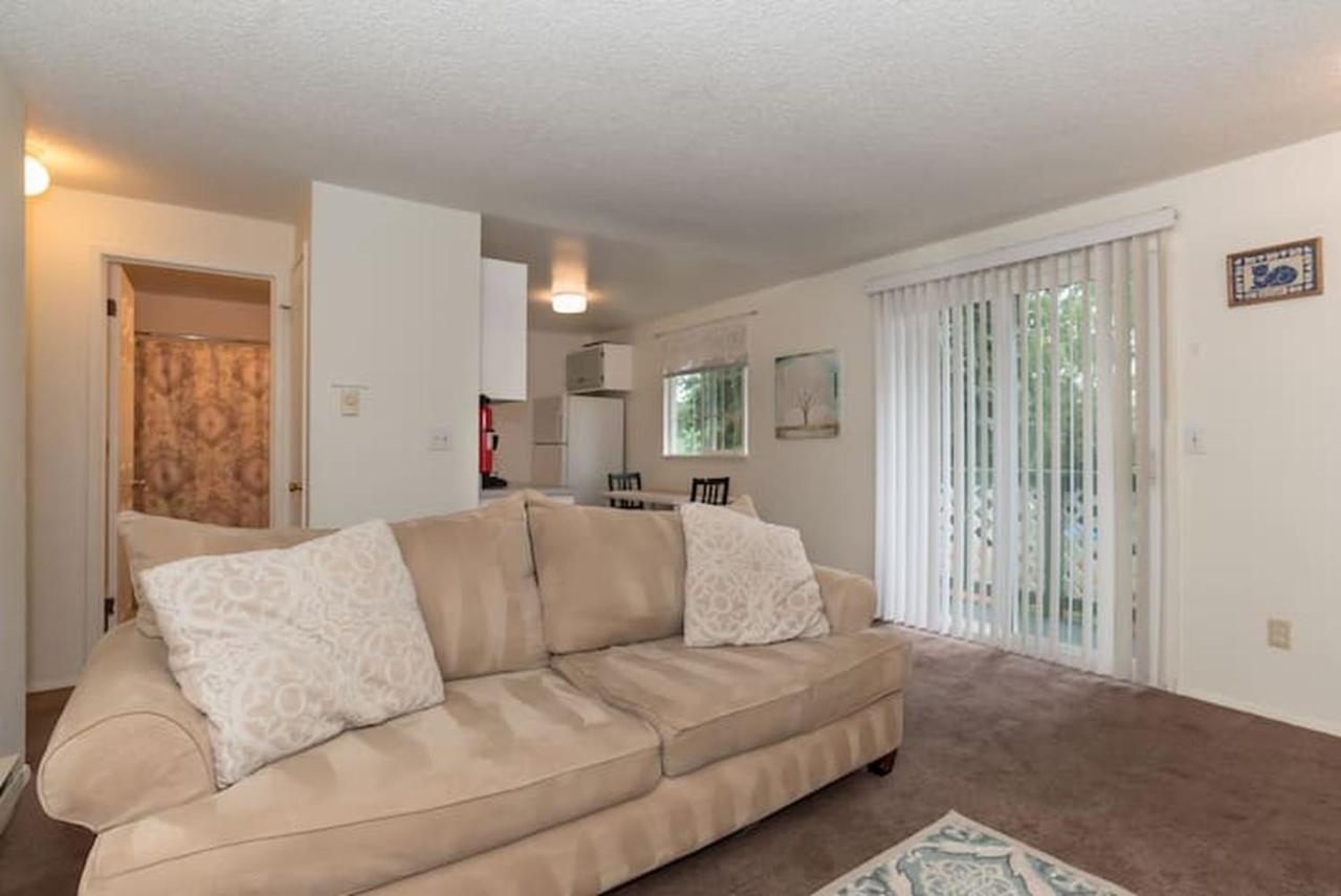 Contemporary, Marine 2Bd/1Ba Apartment C In Kent Exteriör bild